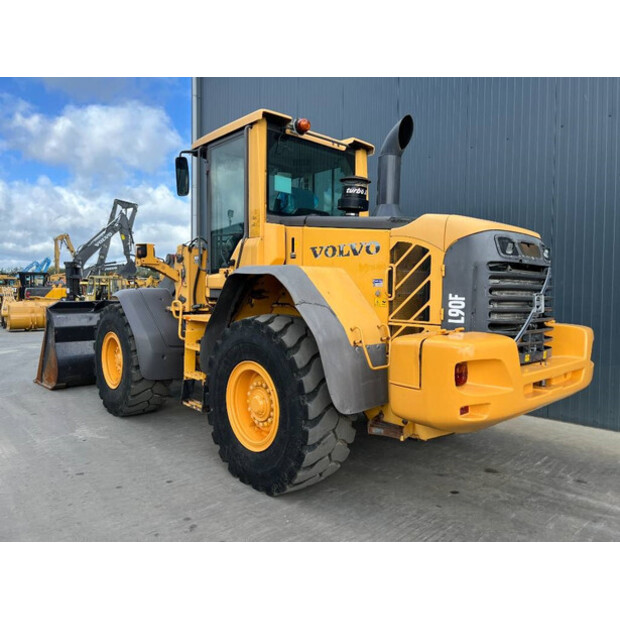 2011 Volvo L90F-43251519