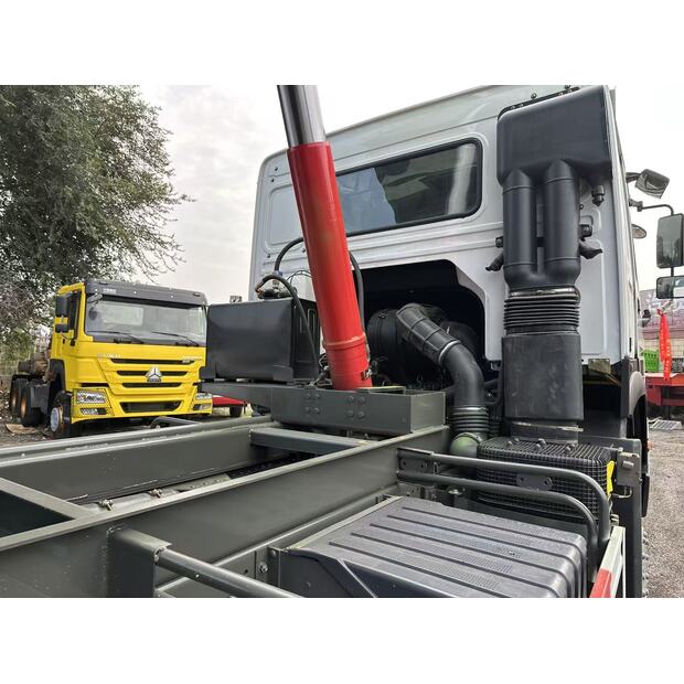 2025 سينوترك 400-43251574