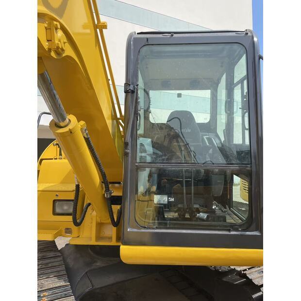 2018 كوماتسو PC70-43251665