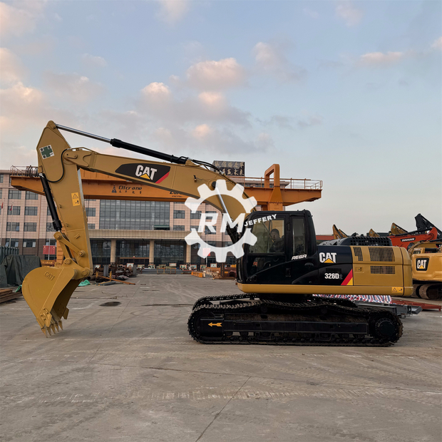 2018 كاتربيلر 326D-43251693