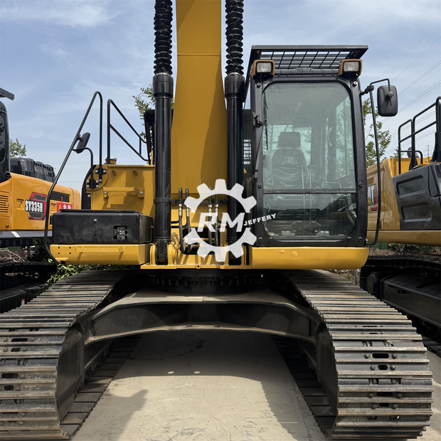 2022 Caterpillar 330D2L-43251730