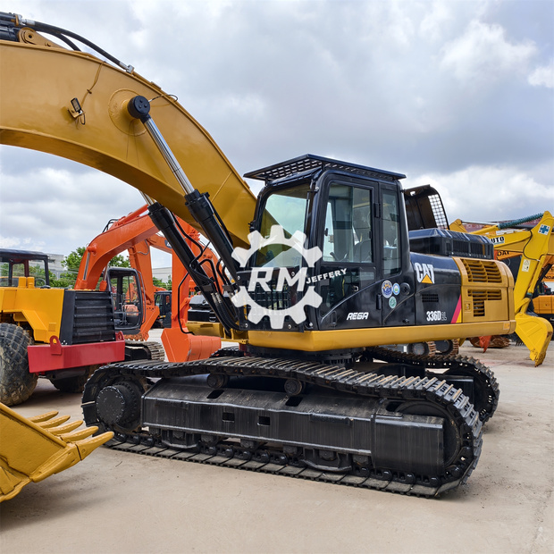 2015 كاتربيلر 336D2L-43251761