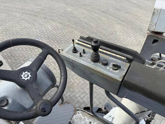 2013-wirtgen-w100fi-1331816-43251858