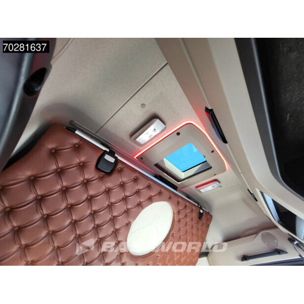 2021 Mercedes-Benz Actros 2163-43252019