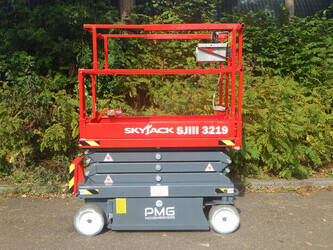 Image for SCISSOR LIFTS 2017 SkyJack SJ3219