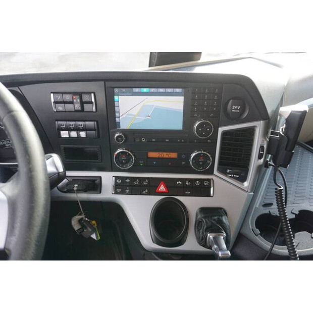 2017 مرسيدس بنز Arocs-43254669