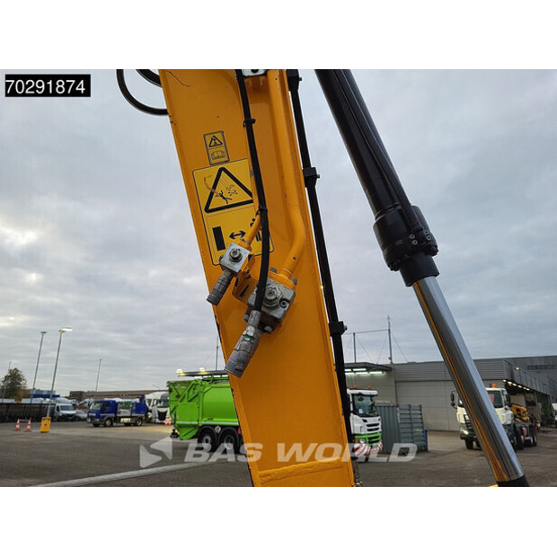 2021 جيه سي بي 131X L SV-43255886