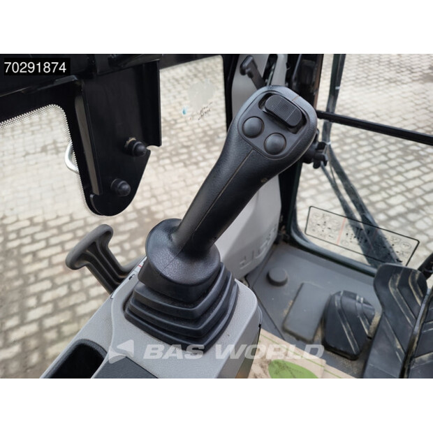 2021 جيه سي بي 131X L SV-43255906