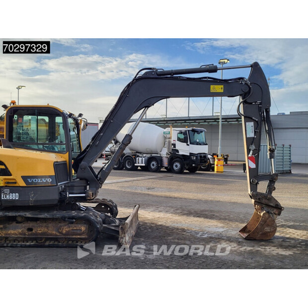 2019 فولفو ECR88D-43255972