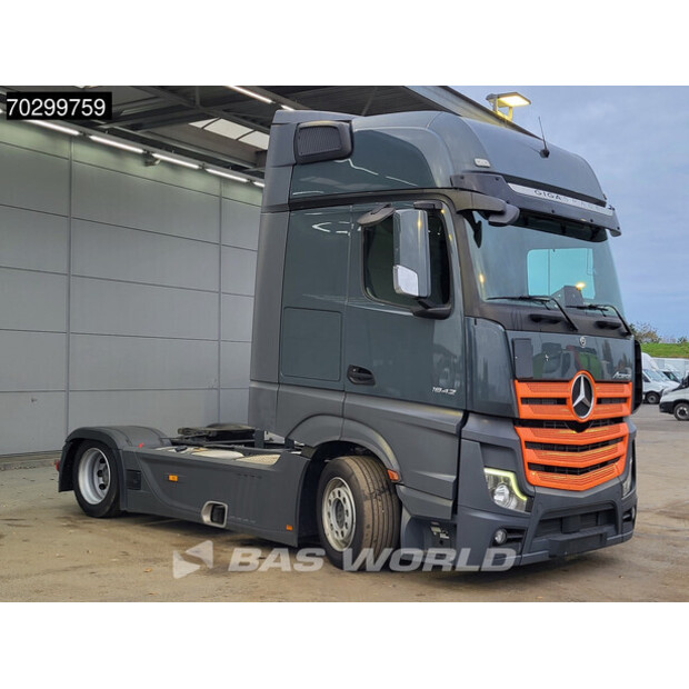 2022 Mercedes-Benz Actros 1842-43256138