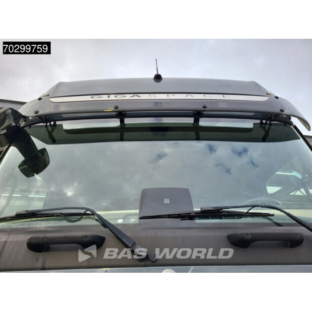 2022 Mercedes-Benz Actros 1842-43256141