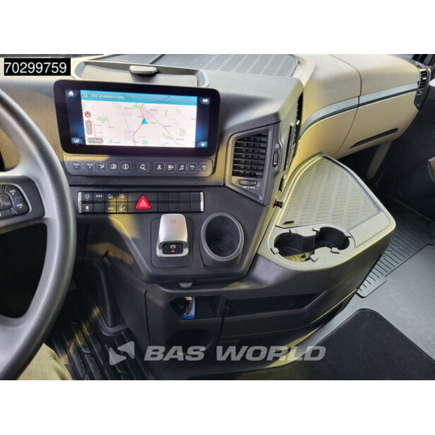 2022 Mercedes-Benz Actros 1842-43256144