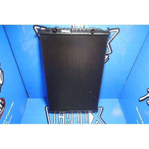 Radiator - Aluminum Volvo Used-43259216