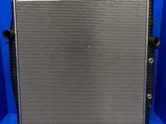 Image de PIÈCES DÉTACHÉES Radiator-PTR Volvo Used