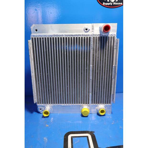 Radiator - Aluminum تيريكس مستعملة-43260585