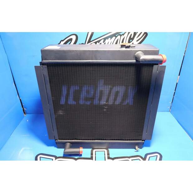 Radiator-SOH تاكوتشي مستعملة-43260687