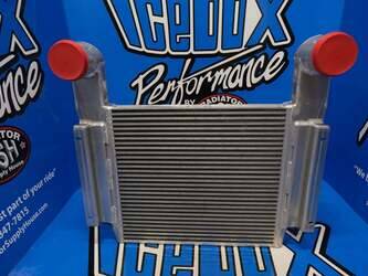 Image de Refroidisseur d'air de suralimentation Charge Air Cooler Road Runner Used