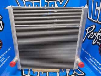 Image de PIÈCES DÉTACHÉES Radiator - Aluminum PIERCE Used