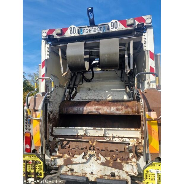 2011 Renault PREMIUM-43277037