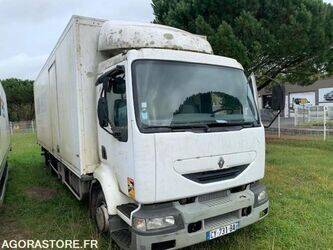Image de CAMIONS ET TRANSPORT 2004 Renault Midlum
