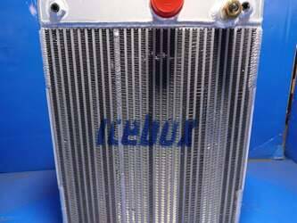 صورة ل Radiator - Aluminum Radiator - Aluminum بيركنز مستعملة