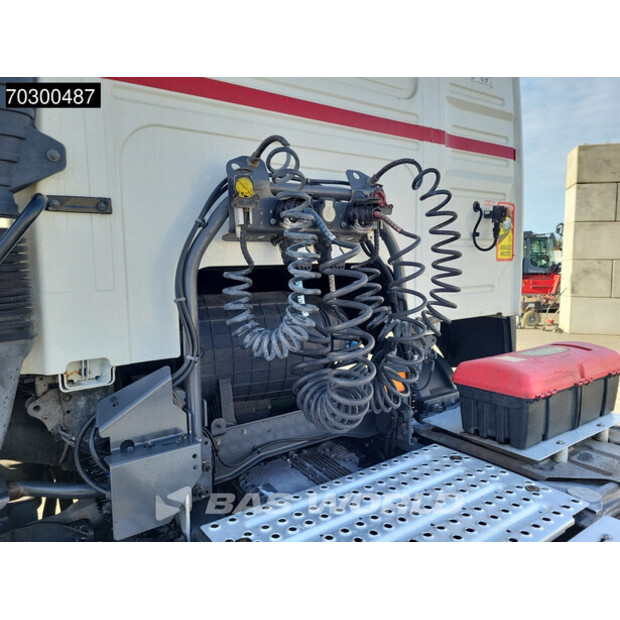 2017 فولفو FM500-43280075