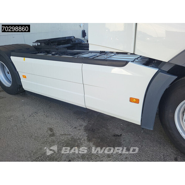 2023 فولفو FH500-43280233