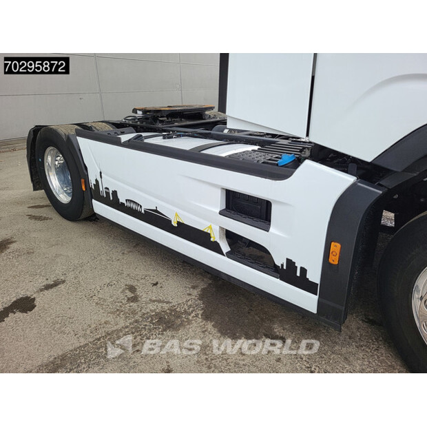 2022 Ford F-Max 500-43280504