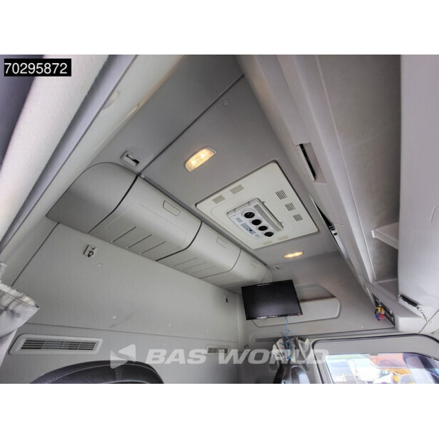 2022 Ford F-Max 500-43280525