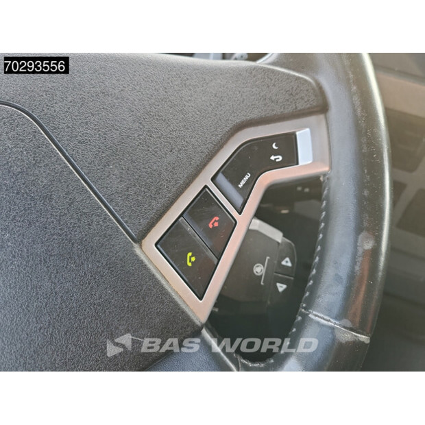 2018 رينو T480-43280833