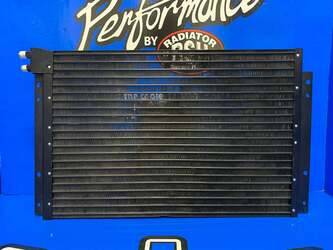 Image de Condenseur de climatisation Ac Condenser Mack Used