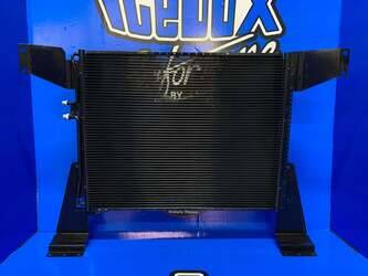 Image de Condenseur de climatisation Ac Condenser Mack Used