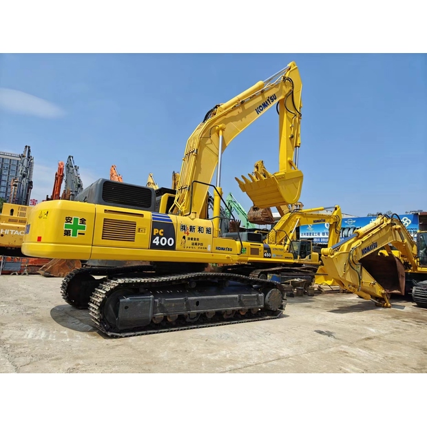 2023 كوماتسو PC400-8-43281865