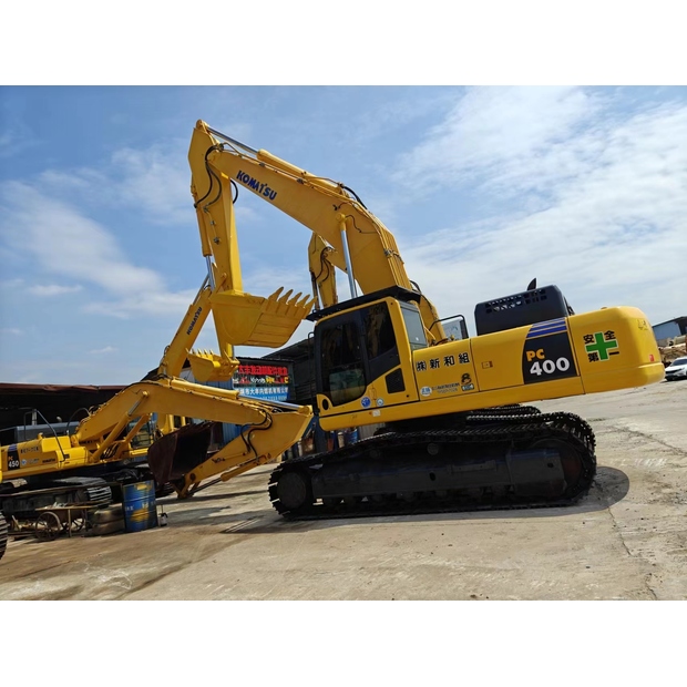 2023 كوماتسو PC400-8-43281873