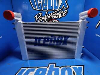 صورة ل مبرد هواء الشحن كوماتسو مستعملة