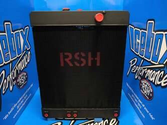 صورة ل قطع الغيار Radiator - Aluminum كوماتسو مستعملة