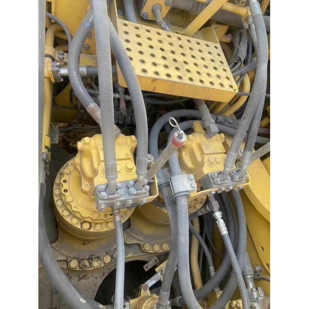 2018 كوماتسو PC650LC-43282121