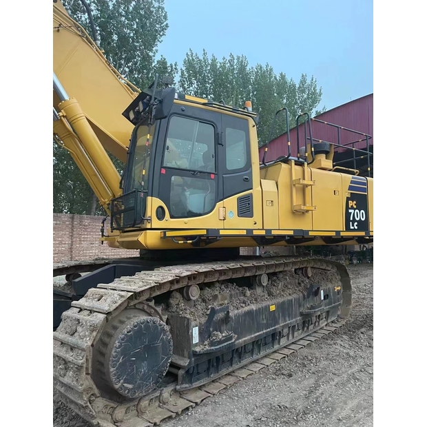 2018 Komatsu PC700-43282283