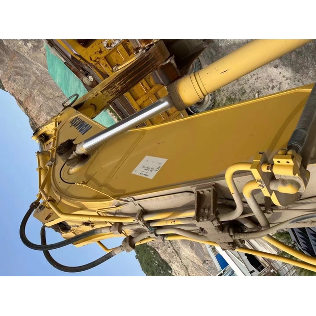 2018 Komatsu PC700-43282289