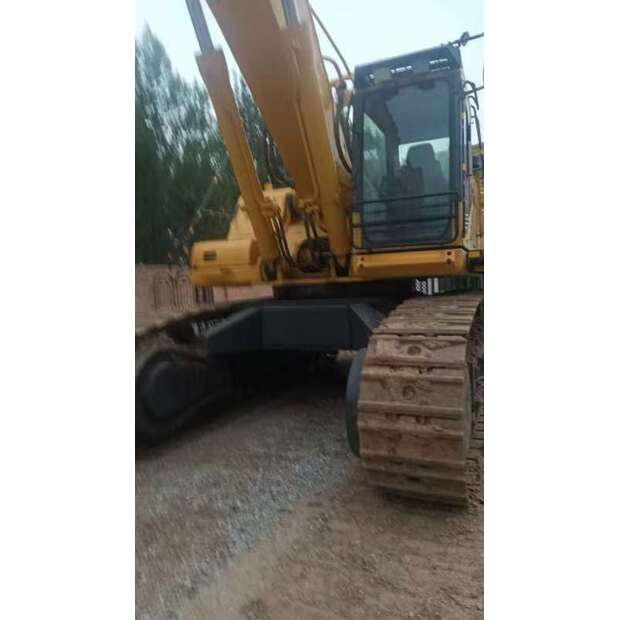 2018 Komatsu PC700-43282299