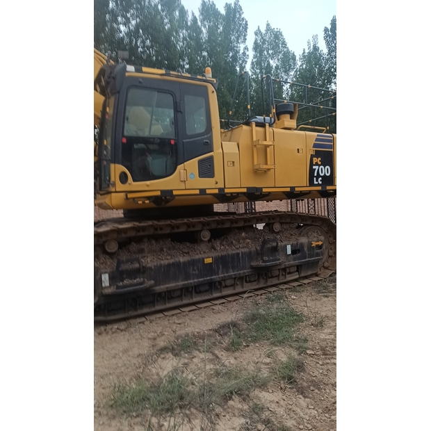 2018 Komatsu PC700-43282301