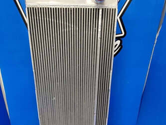 Image de Radiator - Aluminum OEM Used