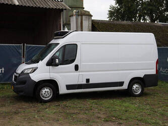 Image de VÉHICULES UTILITAIRES 2017 Peugeot BOXER