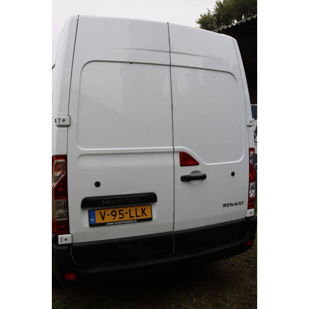 2022 Renault Master-43285753