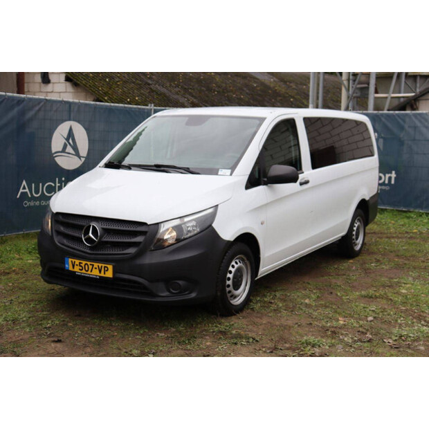 2017 Mercedes-Benz Vito-43285816