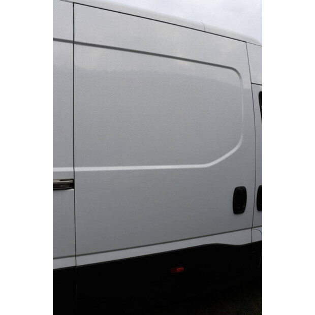 2023 Iveco Daily 35S14-43285909
