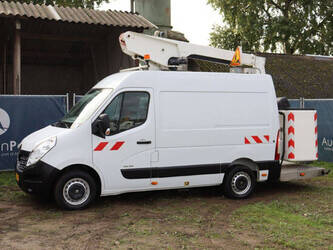 Image de ENGINS DE LEVAGE 2015 Renault Master