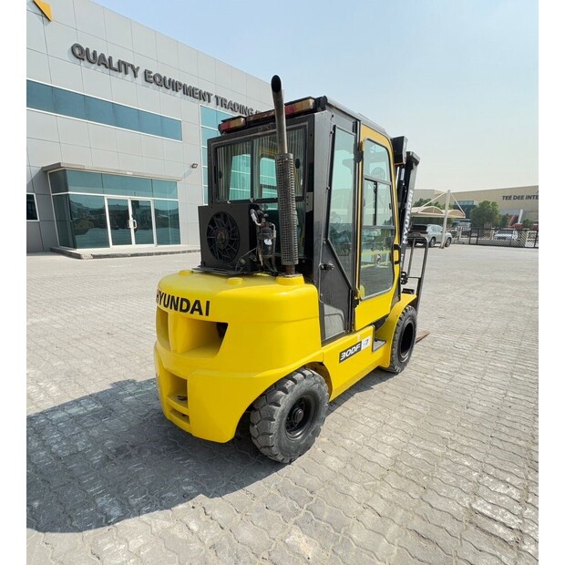 2016 Hyundai 30DF-7-43287397