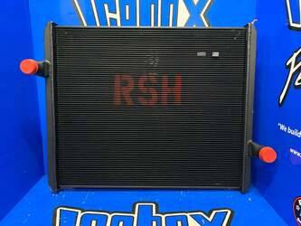 Image for Radiator - Aluminum Kenworth Used