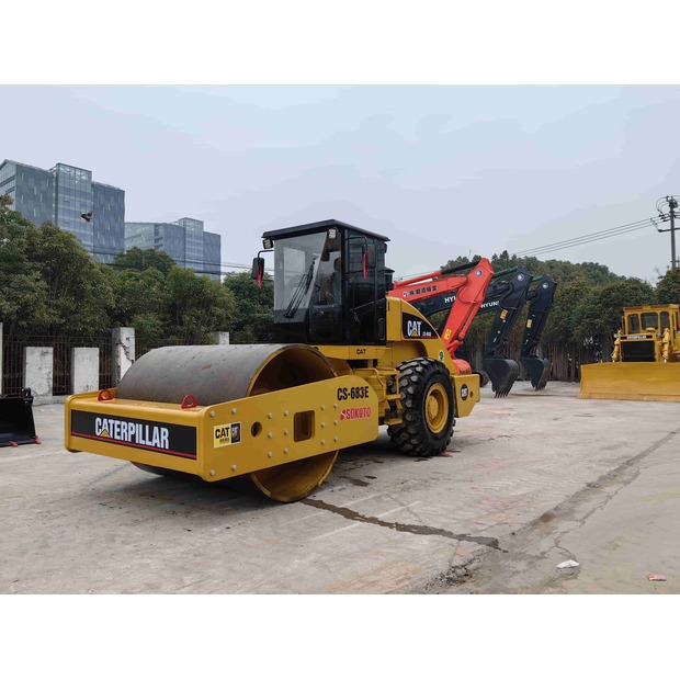 2020 Caterpillar CS683E-43287789